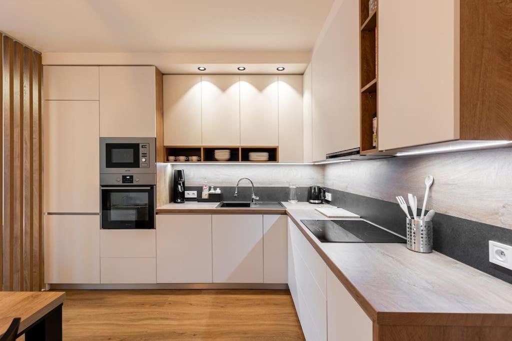 Bnb Slovakia Nivy Bliss Retreat Bratislava Esterno foto